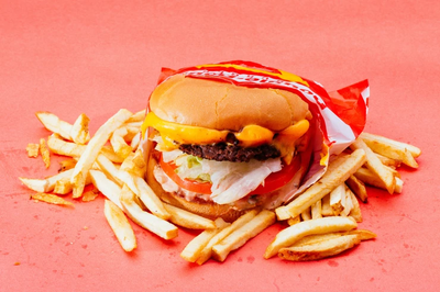 4 Foods to Eat (And Avoid) For A Happier Period